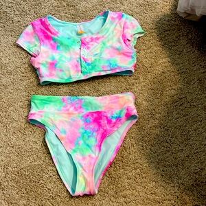 2 Piece Swim suit
Only worn once!
